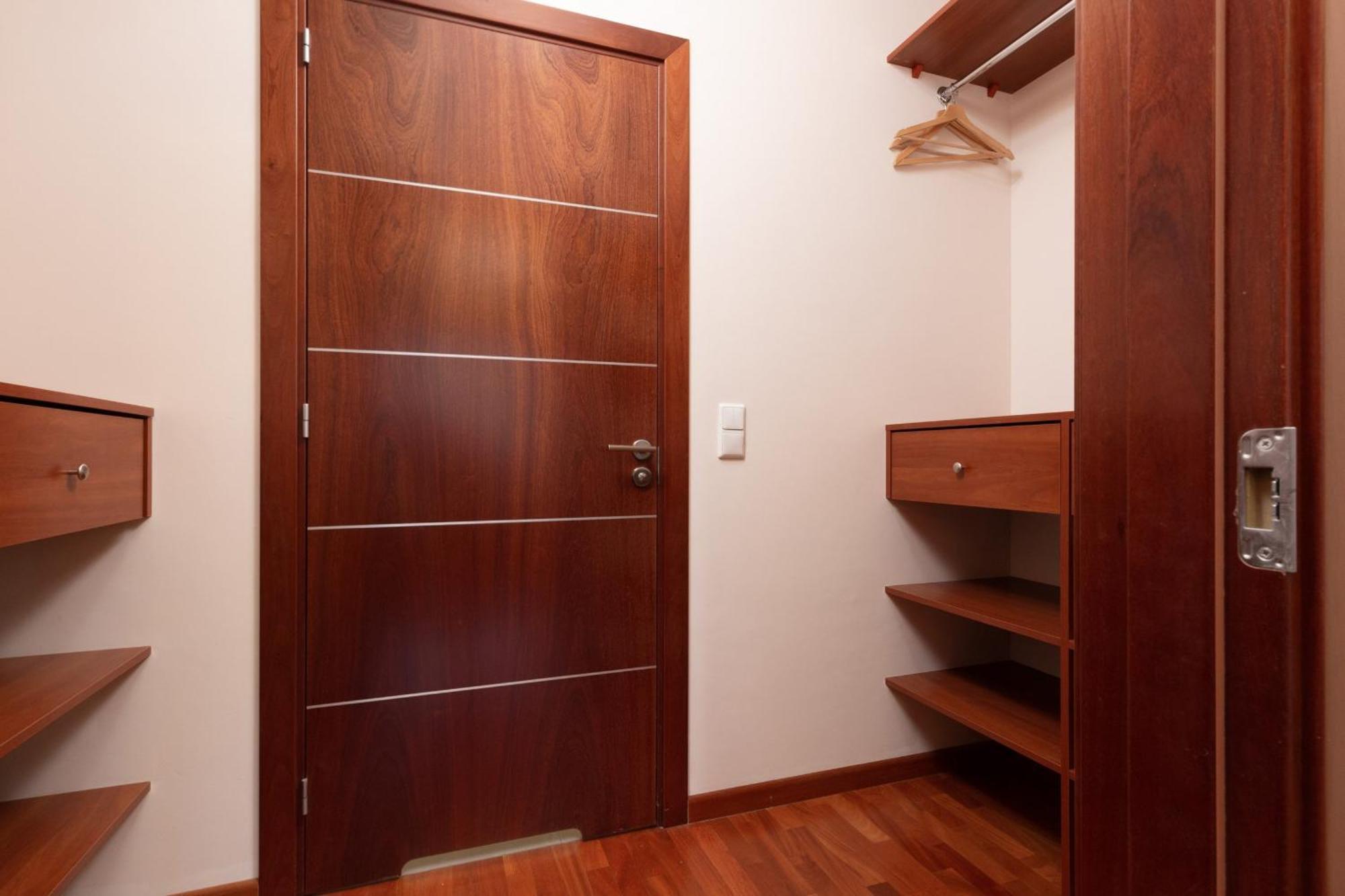 Center Exclusive By Renters Prestige * Warszawa