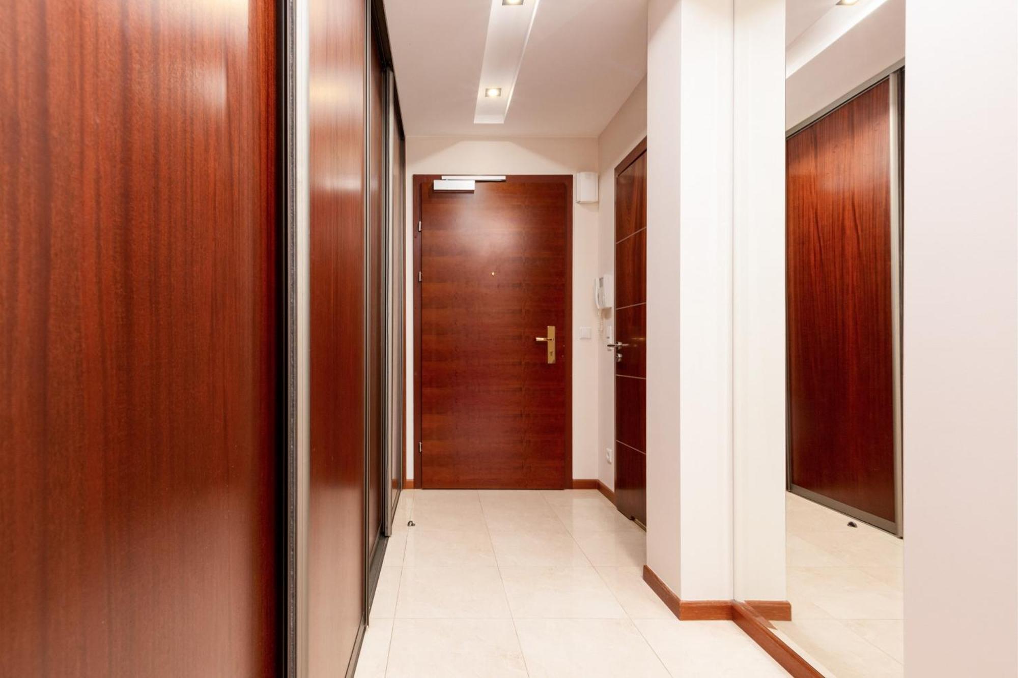 Center Exclusive By Renters Prestige Apartament